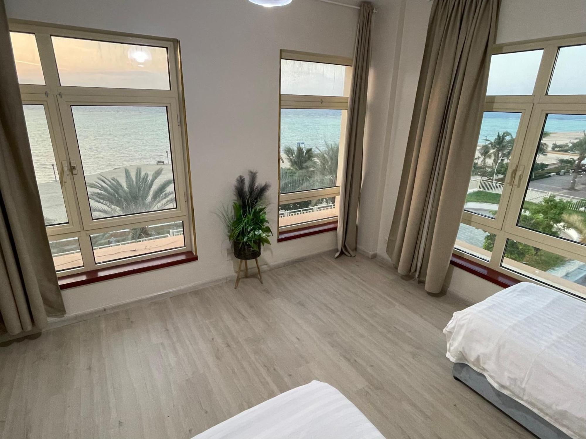 بيسان - إطلالة الشاطيء ثلاث غرف عائلات فقط - Bissan Sea View Three Apartment